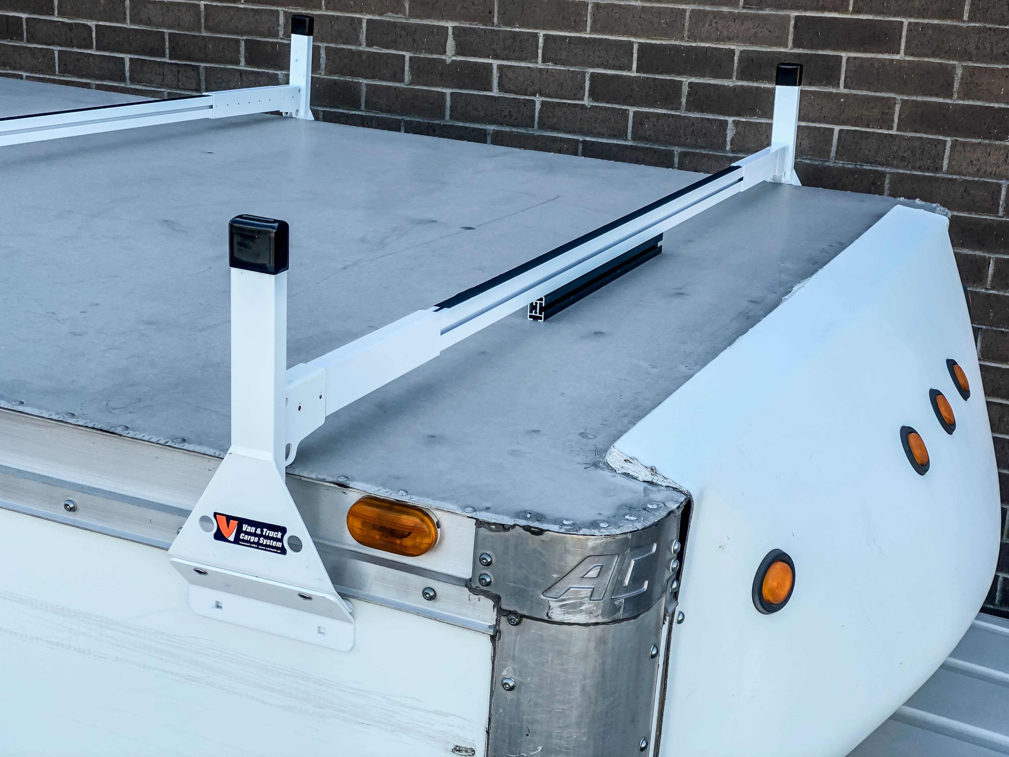 H1 Side Mount For Box Trucks